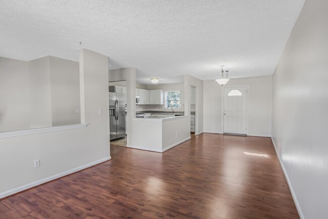 Photo - 103 Bridgedale Ct