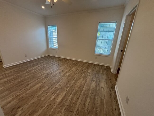 Photo - 909 Inagua W