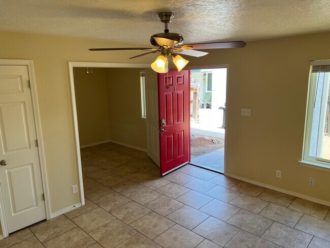 Photo - 1816 Buena Vista Dr SE