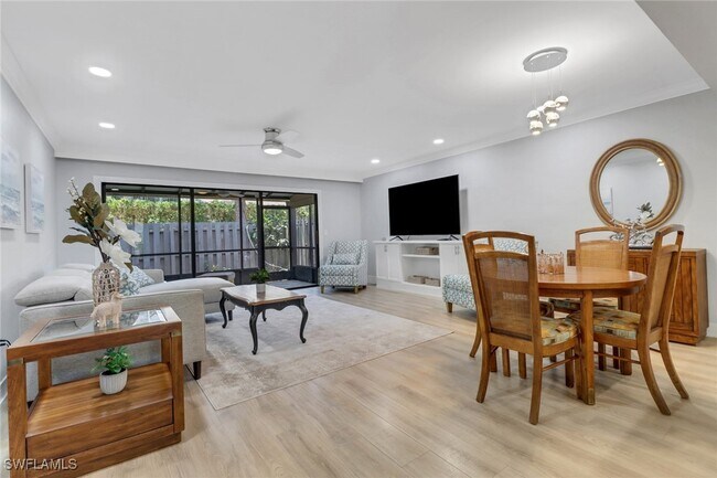 Photo - 790 Meadowland Dr