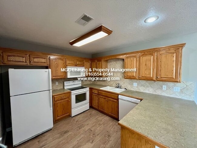 Photo - 474-476 Kreisel Dr