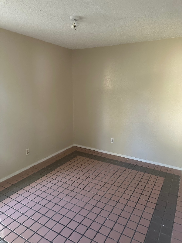 Photo - 3813 Windsor Ave