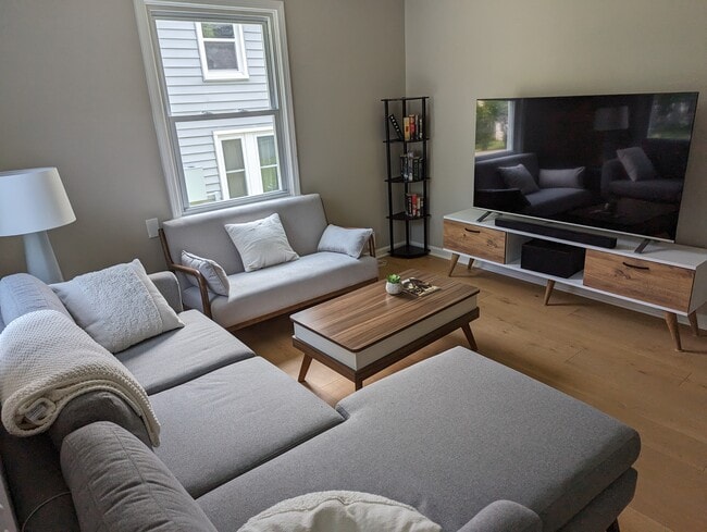 Photo - 3918 Baxter Ave