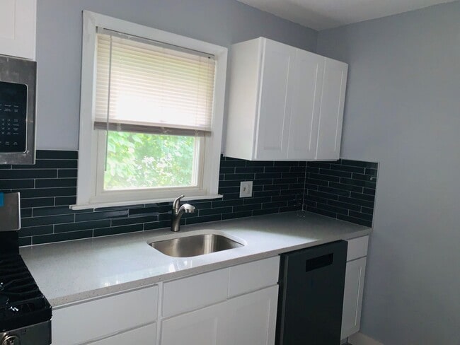 Photo - 62 Revere St Unit 2nd Fl