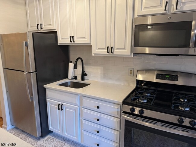 Photo - 511 Washington Dr