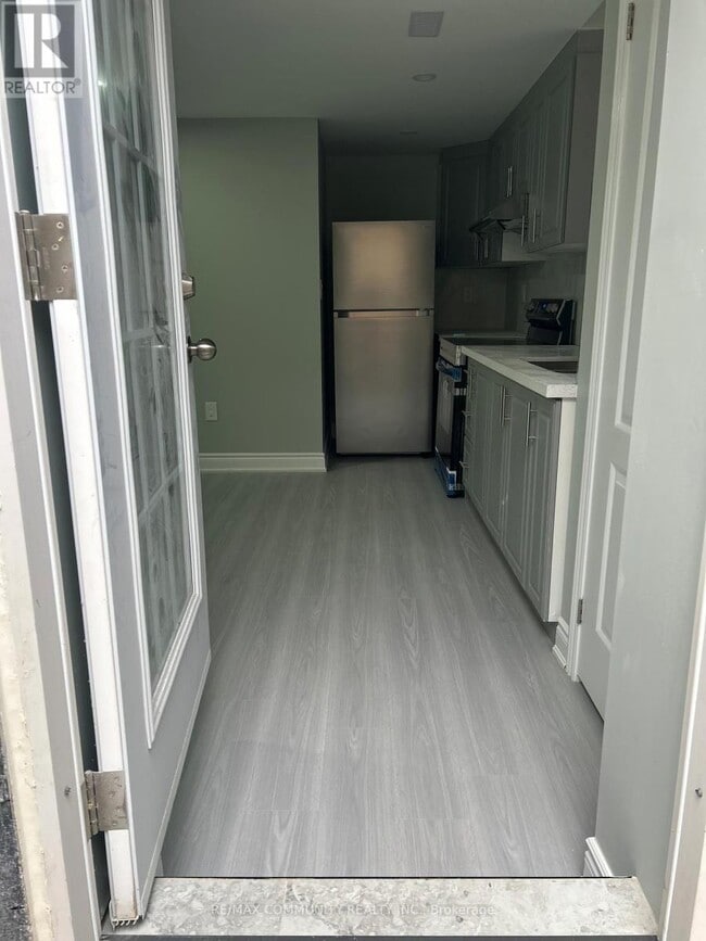 Photo - 70 Rosewell Cres