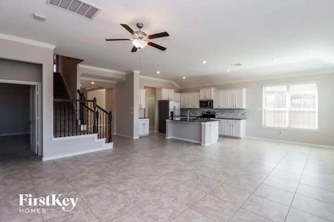 Photo - 6406 Wolf Run Dr
