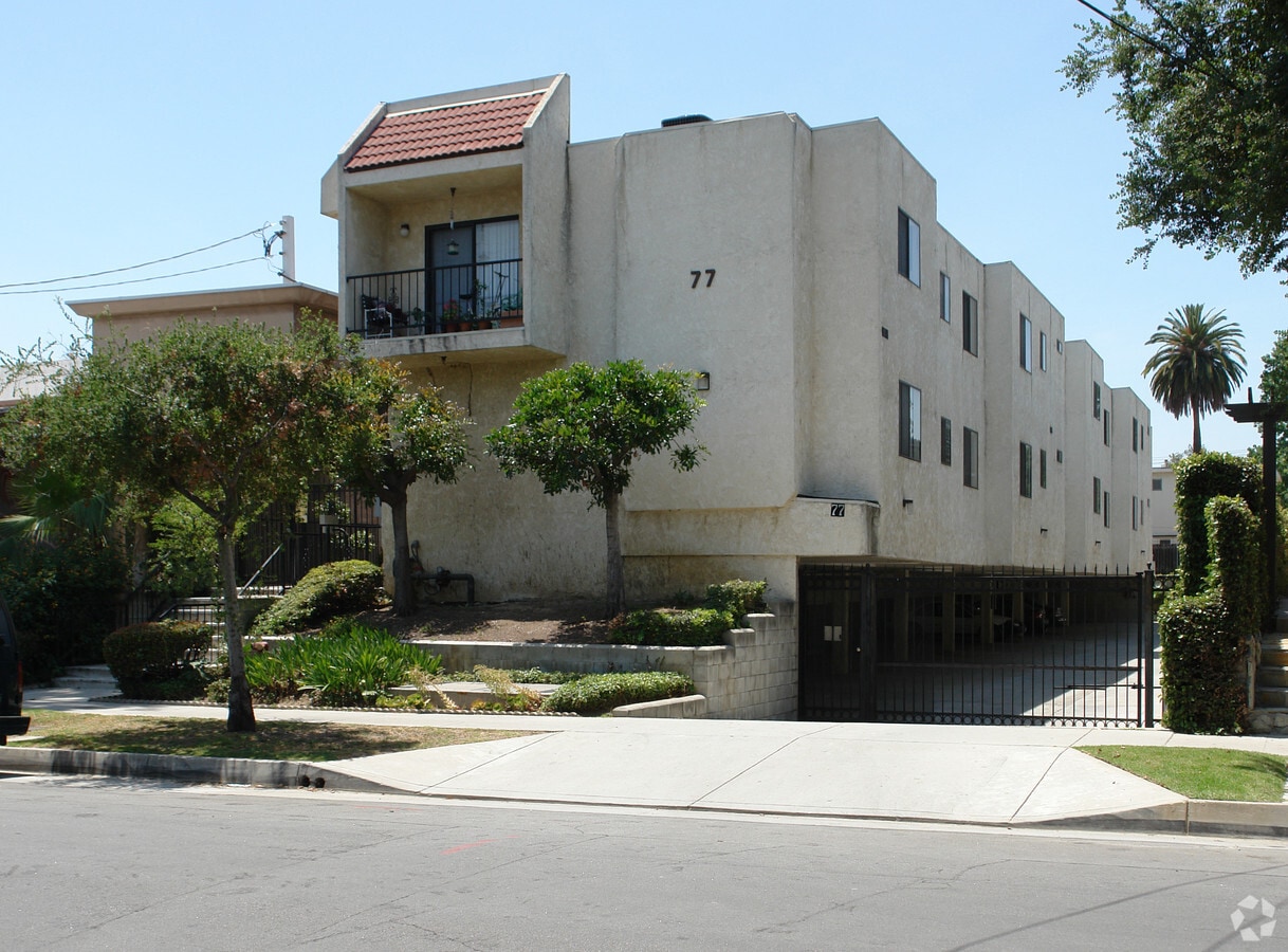 Photo - 77 Colorado Blvd