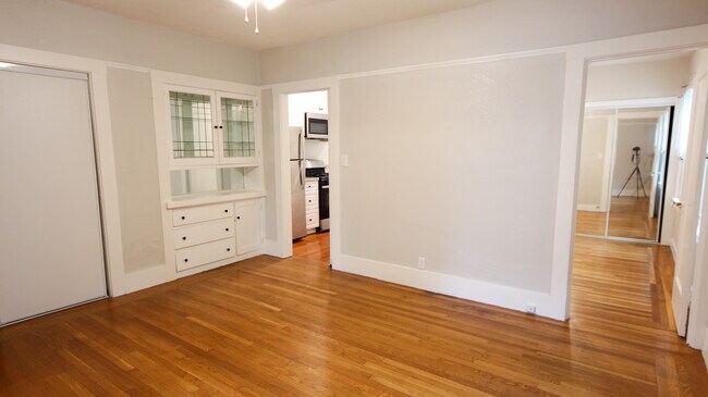 Photo - 2724 H St Unit Apartment D