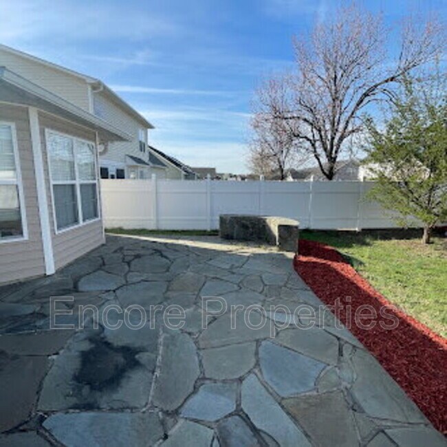 Photo - 1240 Chimney Swift Dr