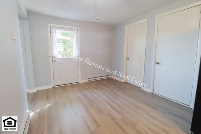 Photo - 5104 Eastwick Dr