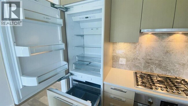 3487 Binning Rd Unit 608
