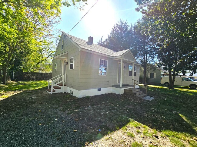 Photo - 504 Prince St