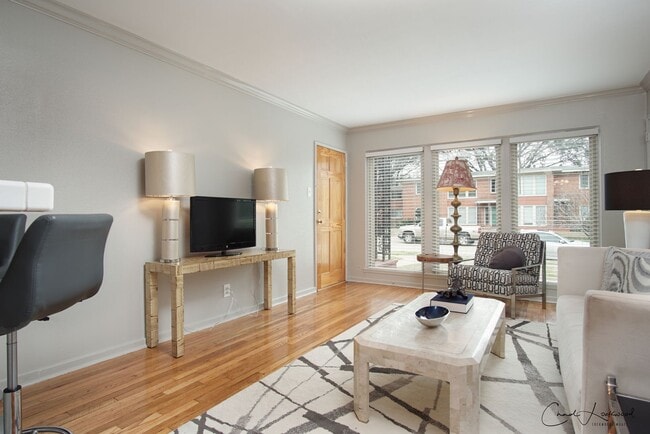 Photo - 2 bedroom 1 bathroom Upstairs Unit 409D-MADISON PARK APARTMENTS