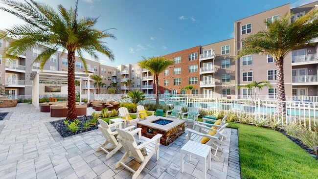 Amplio espacio al aire libre para disfrutar del clima - Triton Cay - Universal Orlando