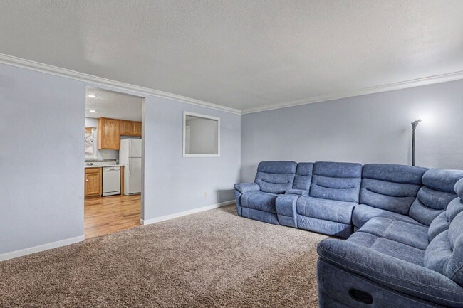 Photo - 695 Calle Entrada