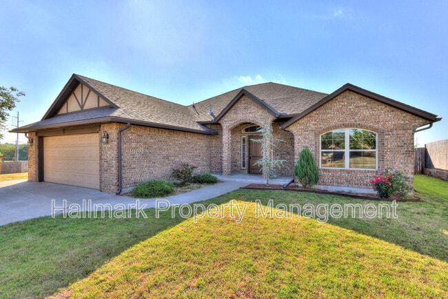 Photo - 508 Whispering Oaks Blvd