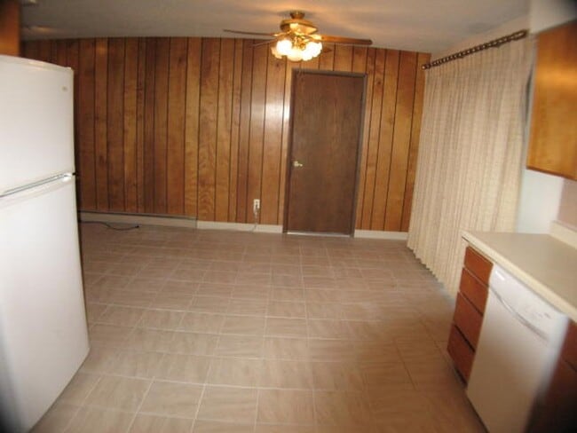 Photo - ALL PROSPECTIVE TENANTS MUST SUBMIT A $58 NON-REFUNDABLE APPLICATION FEE PER APPLICANT ONLINE AND...