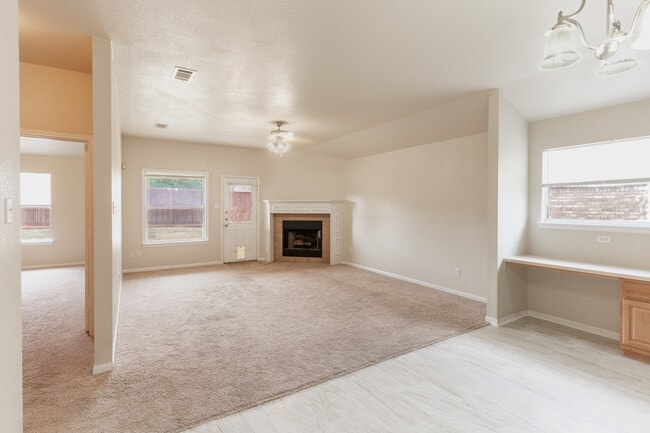 Photo - 5907 Drystone Ln