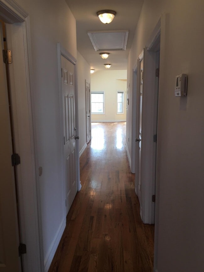 Photo - 28 Leonard St Unit 2