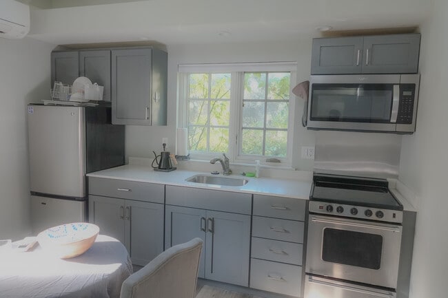 Photo - 536 Gerona Rd Unit Cottage