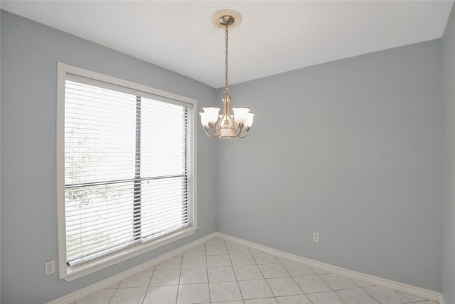 Photo - 3220 69th St Unidad L6