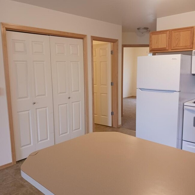 Photo - 114 E Dudley St