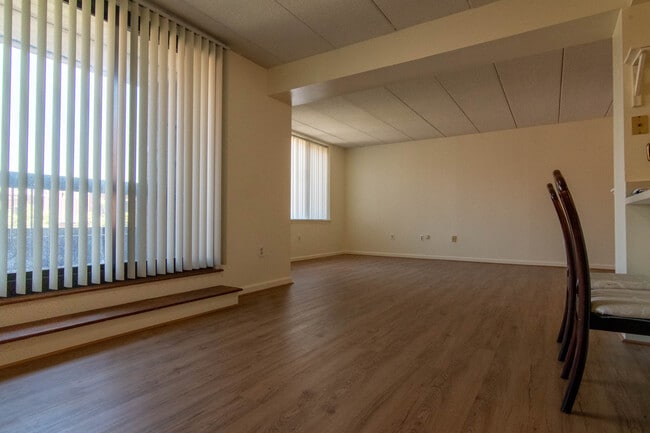 Photo - 85 Brainerd Rd Unit 324