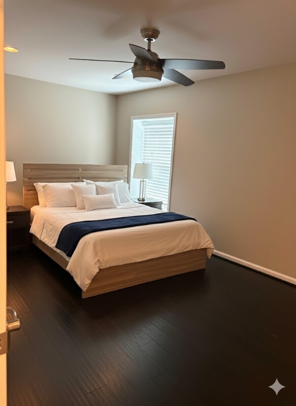 Photo - 1023 Anderson Pl SE