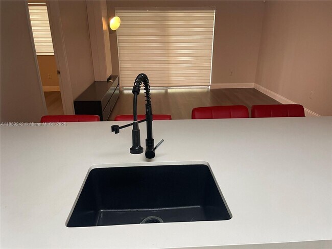 Photo - 430 S Park Rd Unit 3-102