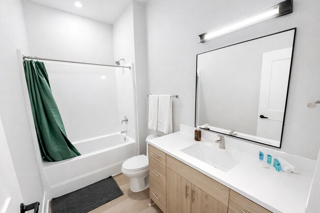 Photo - 4624 Douglas St Unit ID1464877P