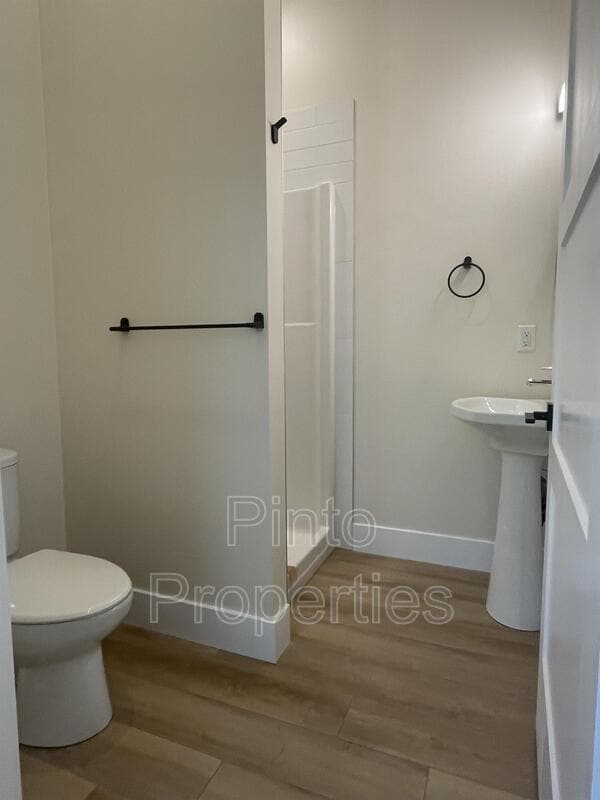 Photo - 8719-8110 110 St NW