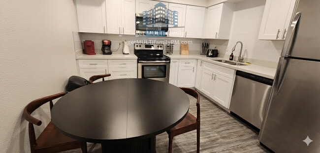 Building Photo - 515 W Pebble Beach Dr Unit # 515