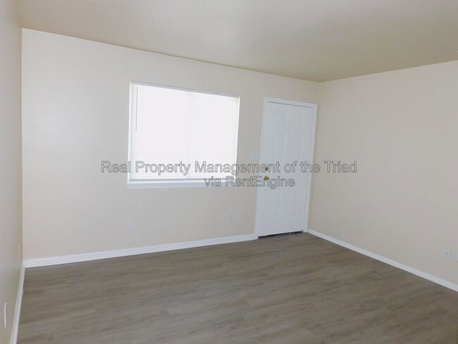 Photo - 4302 Parker St Unit F