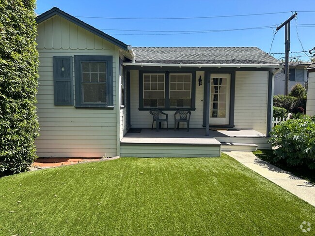 Building Photo - Charming Burlingame Cottage with Private Yard Rental