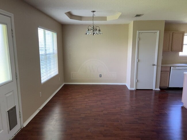 Photo - 3308 Lakecrest Dr