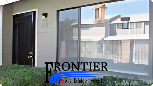 Building Photo - Charming Green Acres Condo – $1,350/mo | 2...