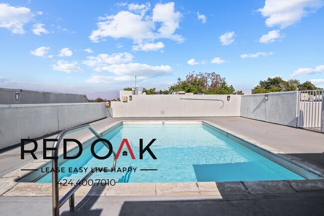 Essex Suites Apartments