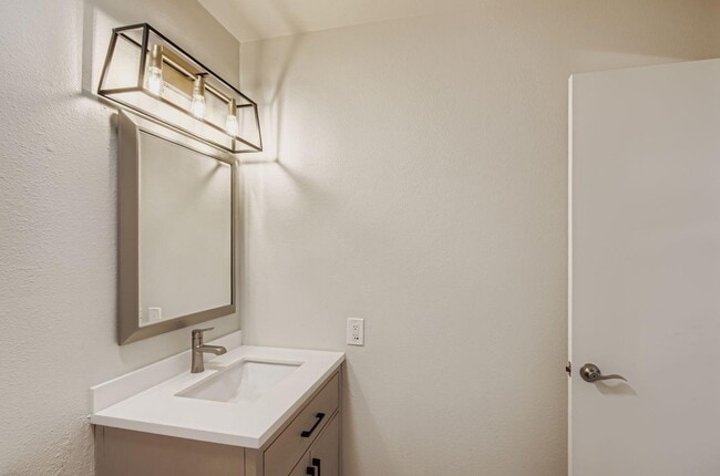 Photo - 8731 E Fairmount Ave