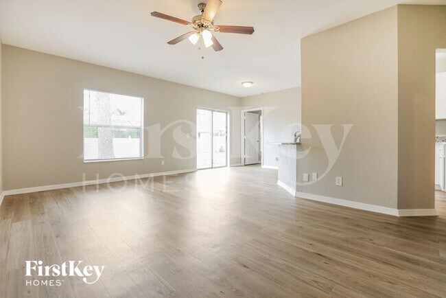 Photo - 1581 S Cranberry Blvd