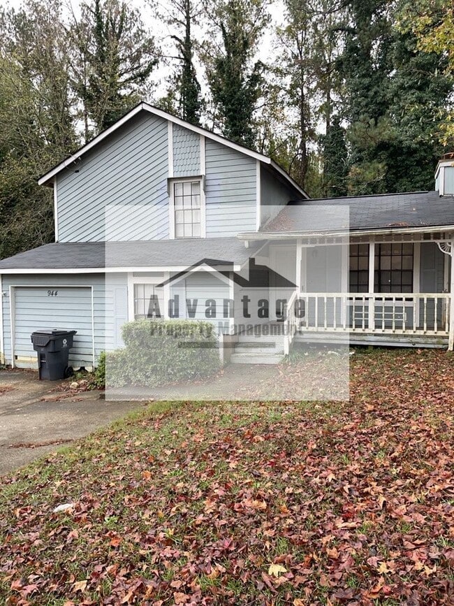 Building Photo - 944 Brandon Hill Way