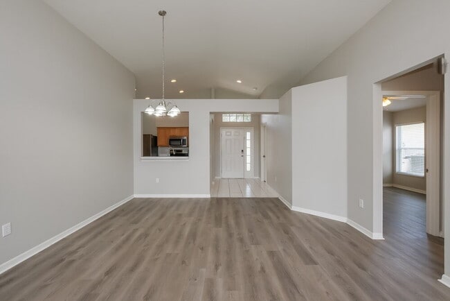 Photo - 927 Ridge Haven Dr