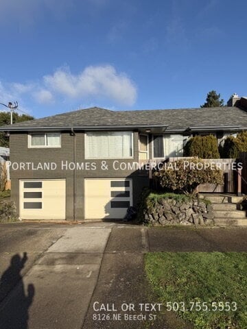 Photo - 8126 NE Beech St