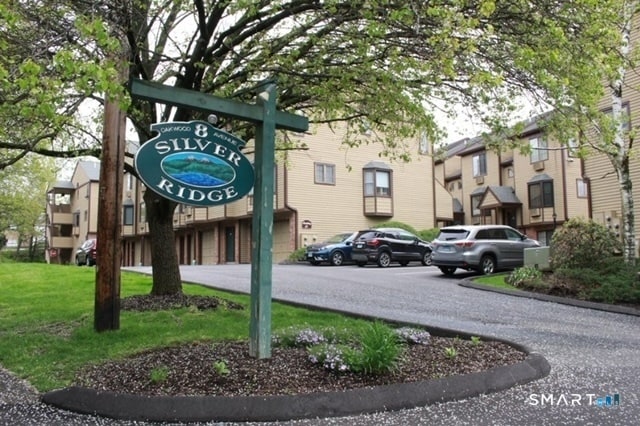 Building Photo - 8 Oakwood Ave Unit APT C3