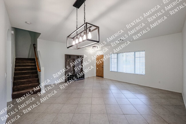 Photo - 3481 E Vernon St