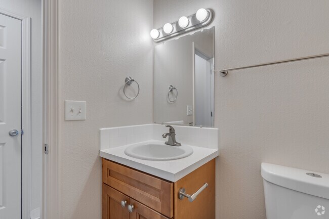 1BR, 1.5BA - 540SF - Half Bath