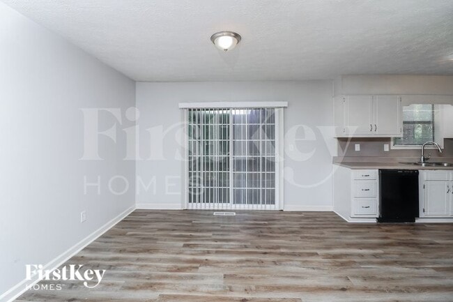 2845 Tray Ct