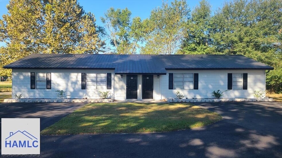 Photo - 7214 NE Live Oak Loop