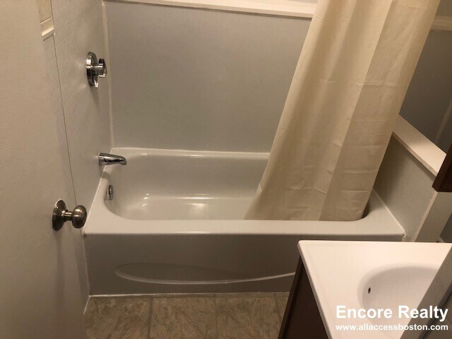 Photo - 1193 Boylston St