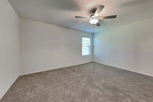 Photo - 10528 Sewell Cir